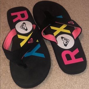 Roxy flip flops
